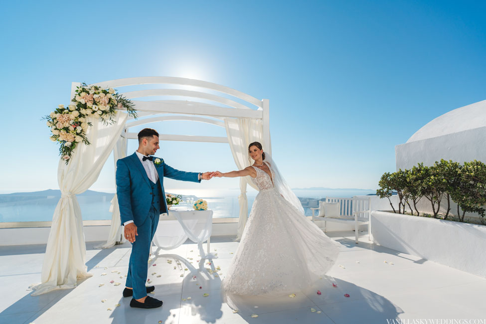 andromeda_villas_elopement_santorini_greece_fairytale-intimate-ceremony-reception